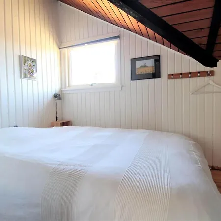 M189-vaeggerlose-tomatvej-11 Bøtø By